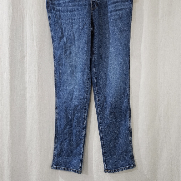 Universal Thread Skinny Leg Overalls in Blue Dark Wash Women’s Multiple Sizes - Picture 5 of 14